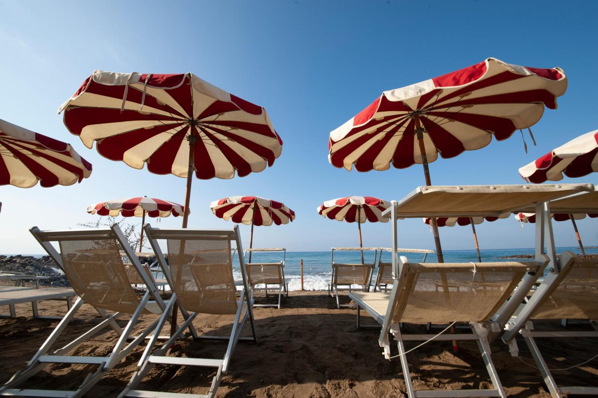 Nicoletta Rivieraholiday Albenga Ngoại thất bức ảnh